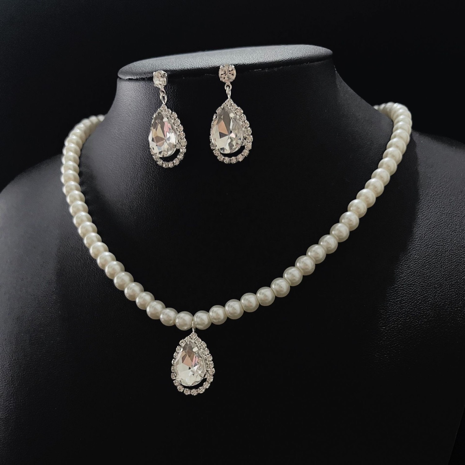 Pearl Set